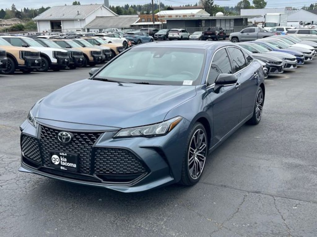Used 2019 Toyota Avalon Sedan