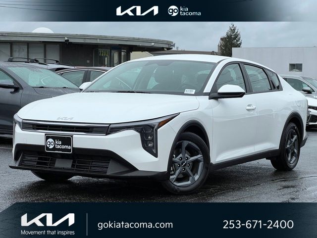 2025 Kia K4 LXS