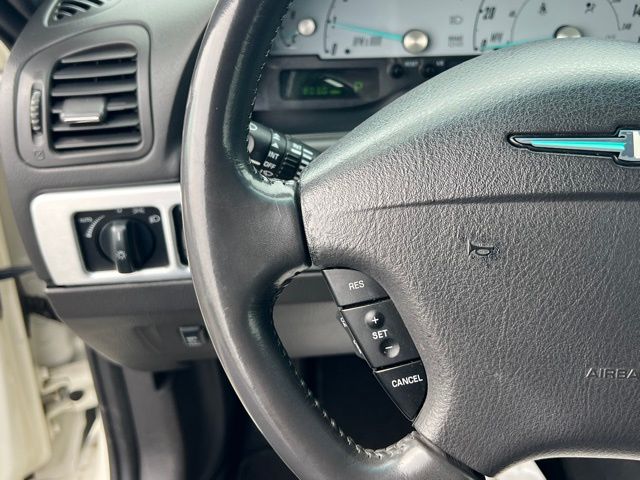2002 Ford Thunderbird Deluxe - Photo 16
