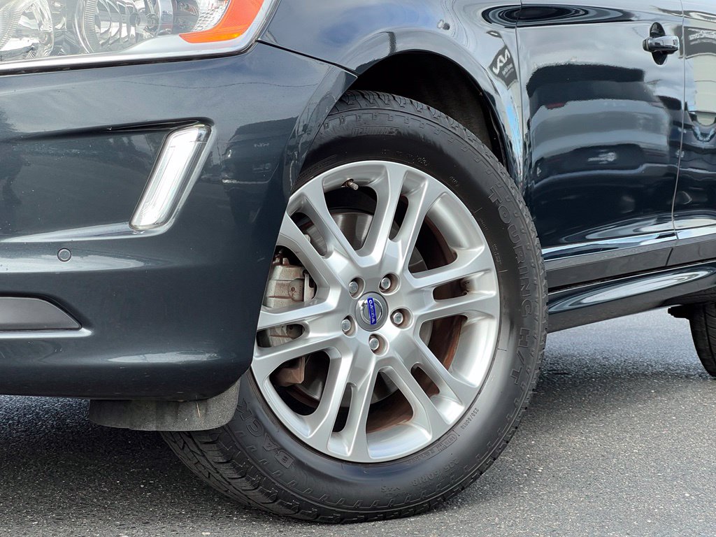 Used 2014 Volvo XC60 3.2 with VIN YV4940DZXE2520655 for sale in Tacoma, WA