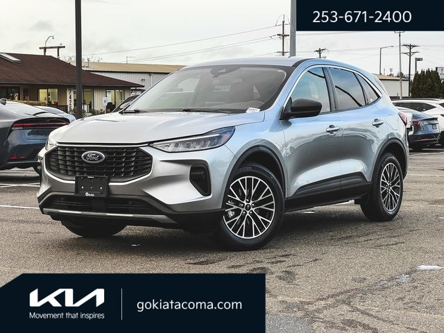 2023 Ford Escape Active's photo