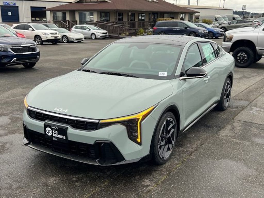 New 2026 Kia K4 GT-Line Sedan