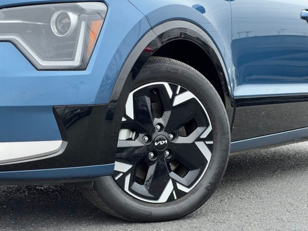Certified 2024 Kia Niro EV Wind SUV