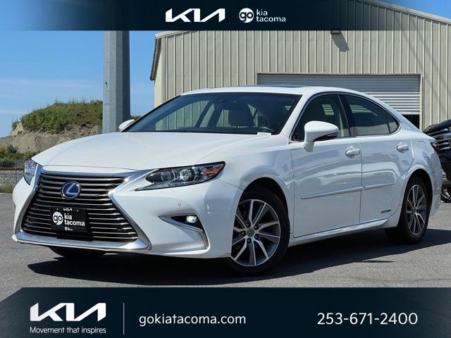2018 Lexus ES 350 300h's photo