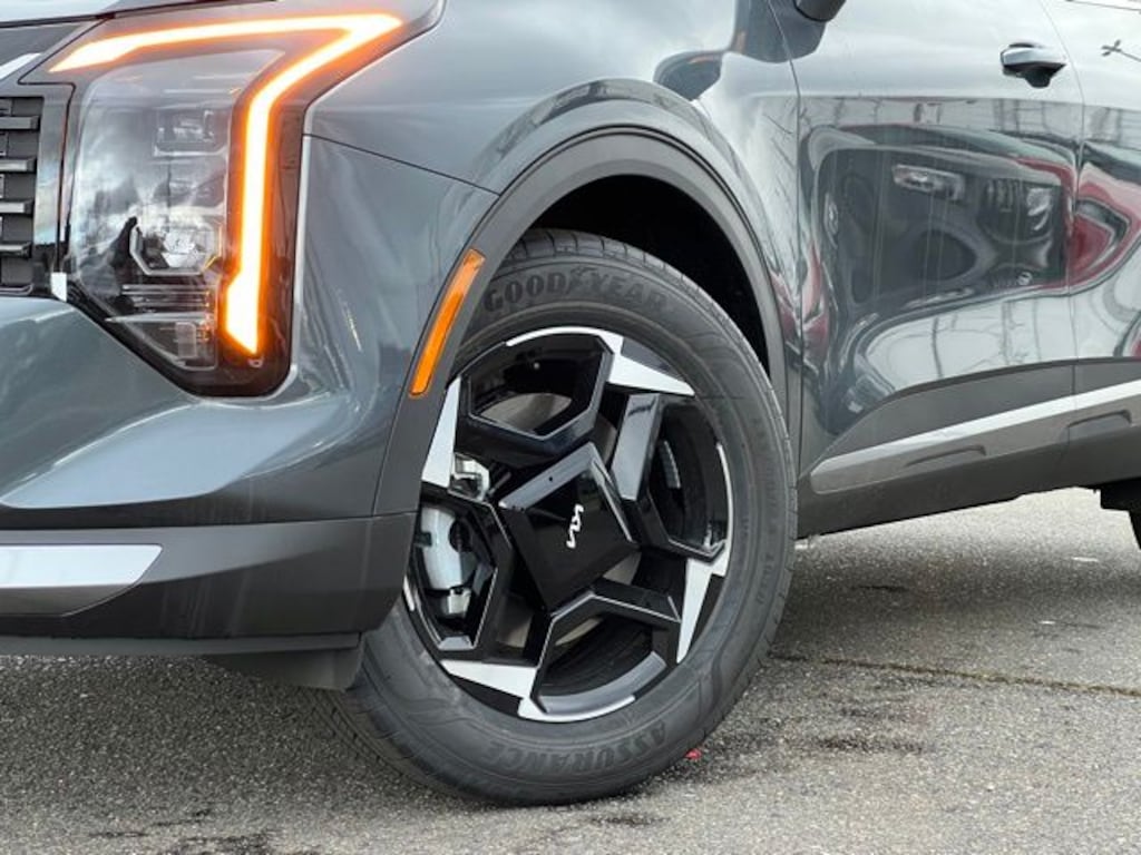 New 2026 Kia Sportage Hybrid EX SUV