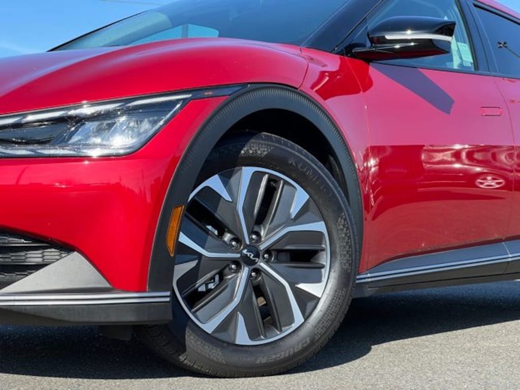 Used 2024 Kia EV6 Light Long Range SUV