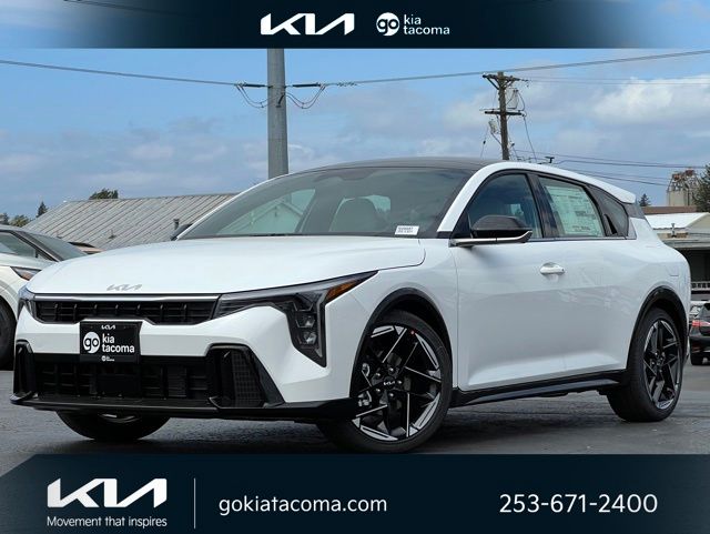 2026 Kia K4 GT-Line AT Hatchback's photo