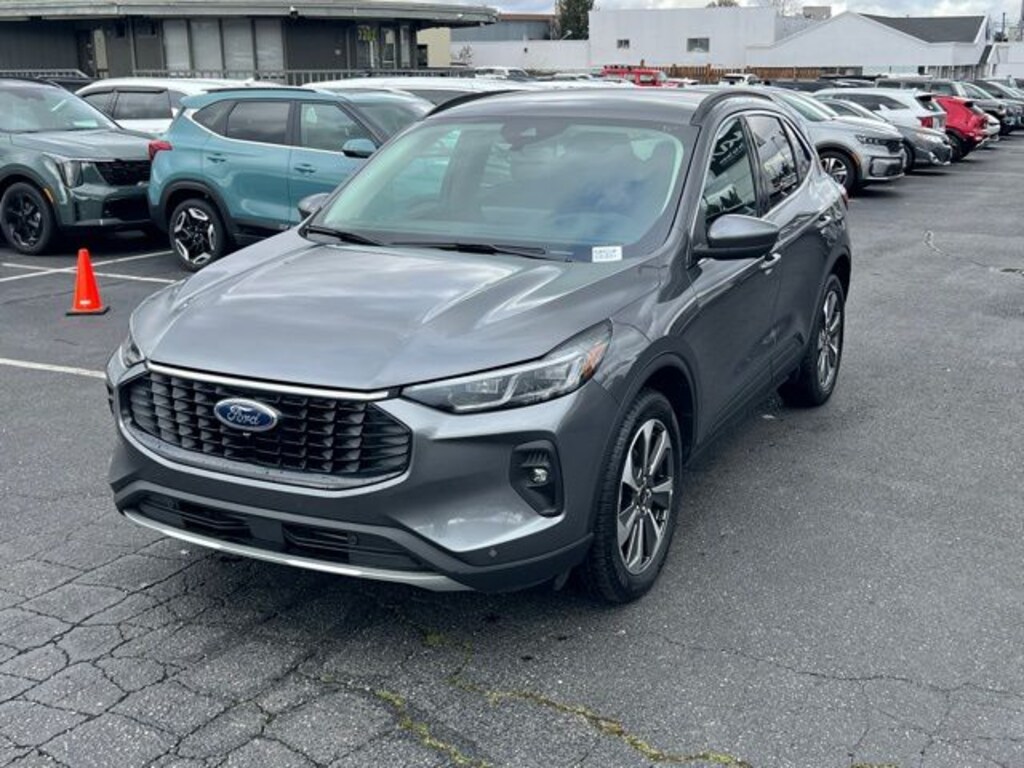 Used 2024 Ford Escape Platinum SUV