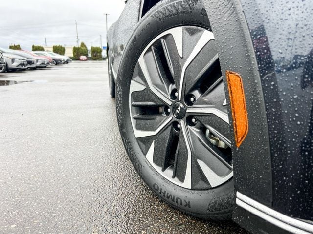 Used 2024 Kia EV6 Light with VIN KNDC34LBXR5621075 for sale in Tacoma, WA