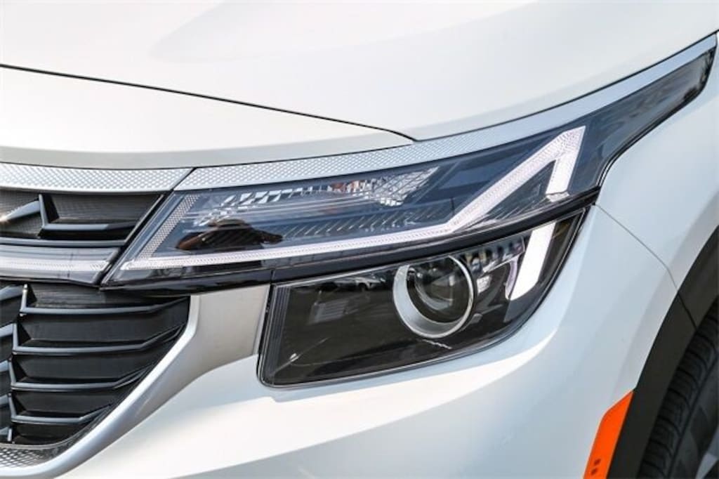 New 2026 Kia Seltos EX SUV