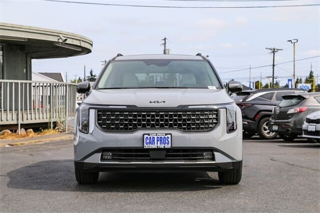 New 2026 Kia Carnival SX Van Passenger Van