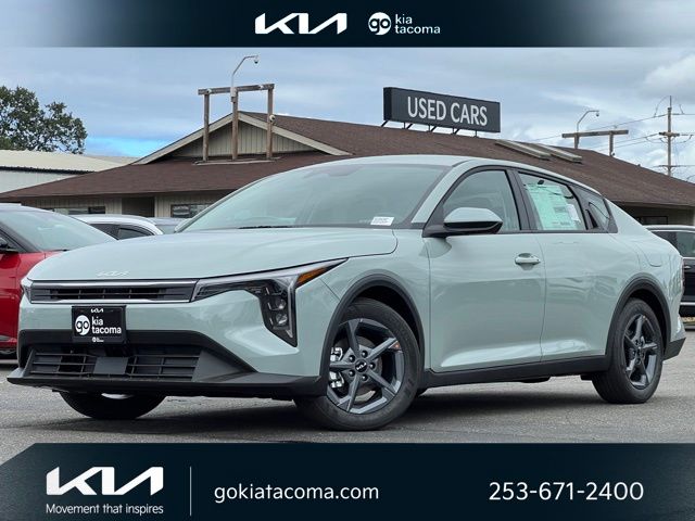 2026 Kia K4 LXS AT's photo