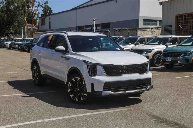 2026 Kia Sorento EX's photo