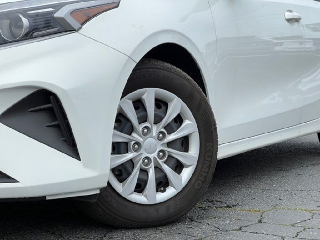 Used 2024 Kia Forte LX Sedan