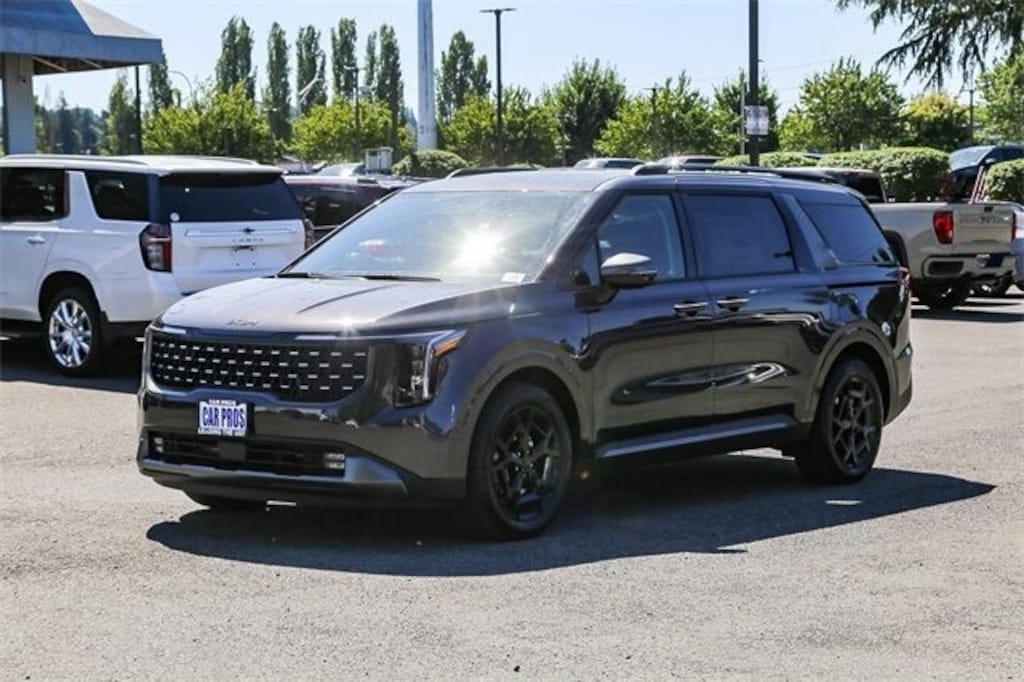 New 2026 Kia Carnival Hybrid SX Van Passenger Van