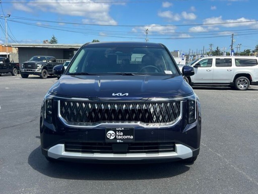 New 2026 Kia Carnival LXS Van Passenger Van