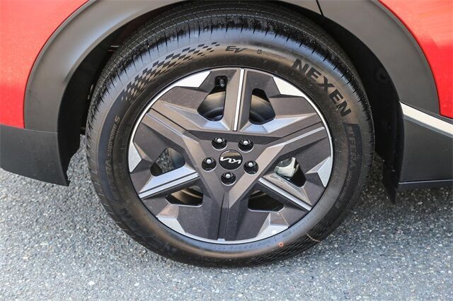 2025 Kia EV6 Light L/R - Photo 10