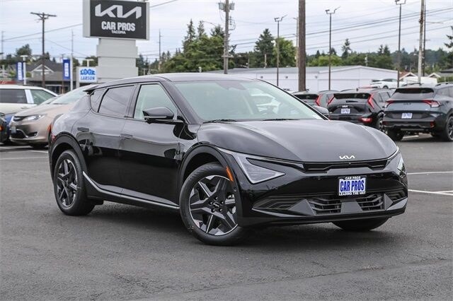 2025 Kia EV6 Light L/R's photo