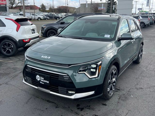 2025 Kia Niro SX Touring - Photo 4