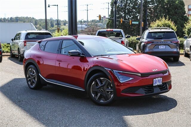 2025 Kia EV6 Light Long Range's photo