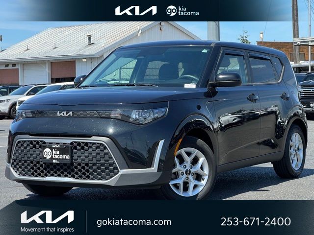 2023 Kia Soul 2.0L LX IVT's photo