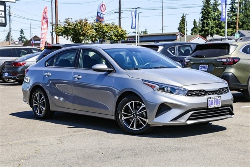 Used 2024 Kia Forte LXS Sedan