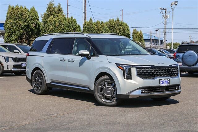 2026 Kia Carnival SX's photo