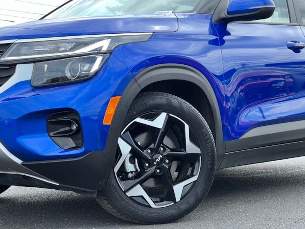 Certified 2025 Kia Seltos S SUV