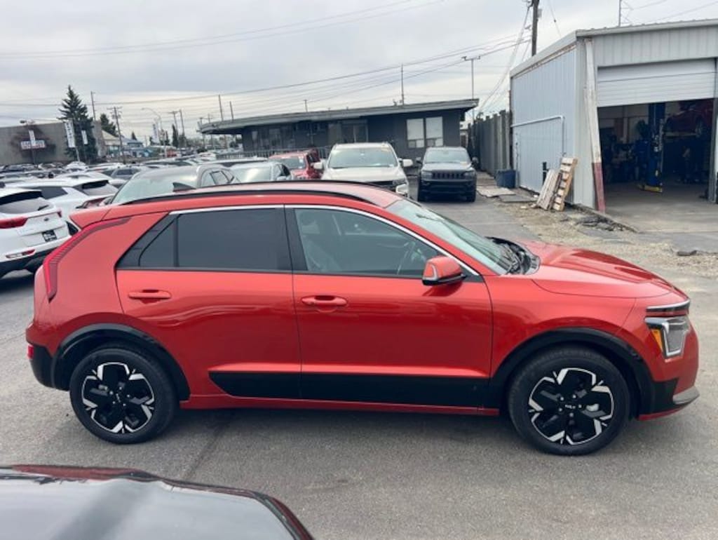 Certified 2023 Kia Niro EV Wind SUV
