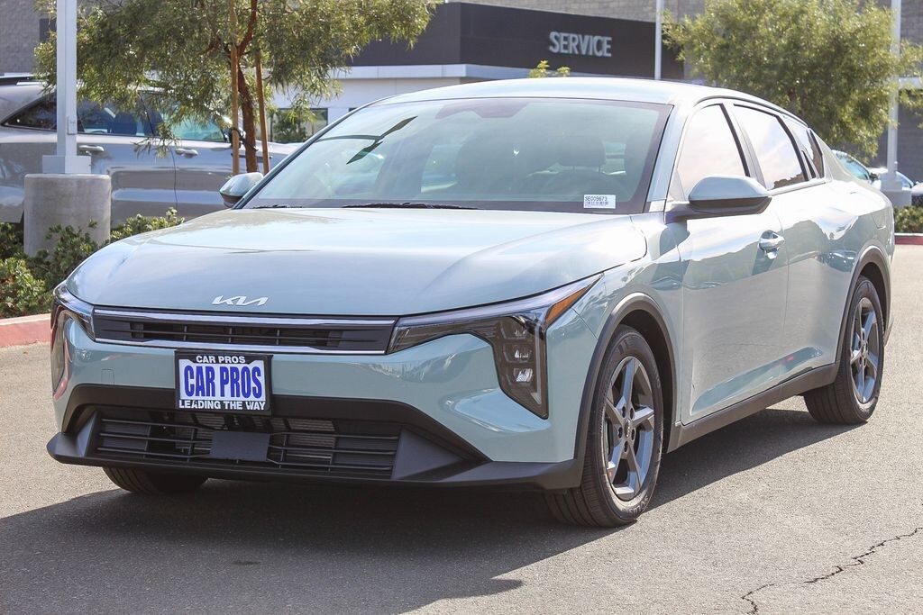 Used 2025 Kia K4 LXS Sedan