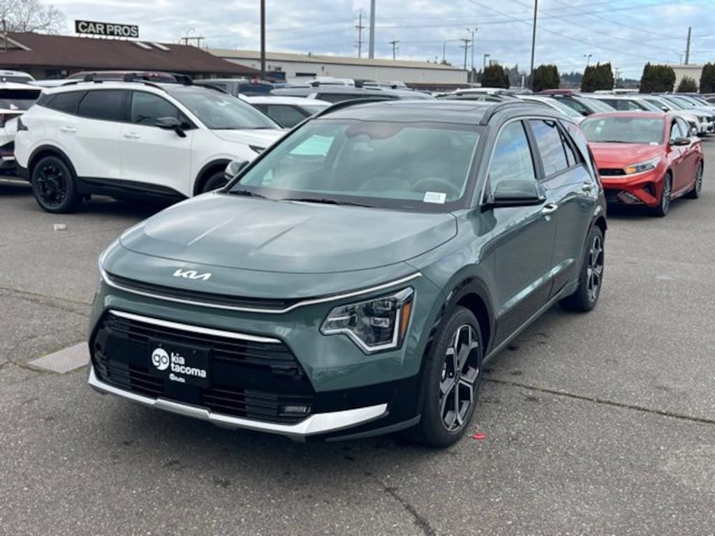 New 2026 Kia Niro SX Touring SUV