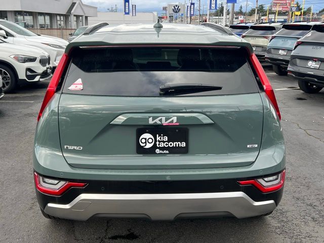 2025 Kia Niro SX Touring - Photo 7