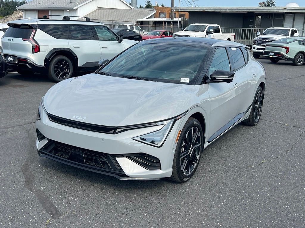 Certified 2025 Kia