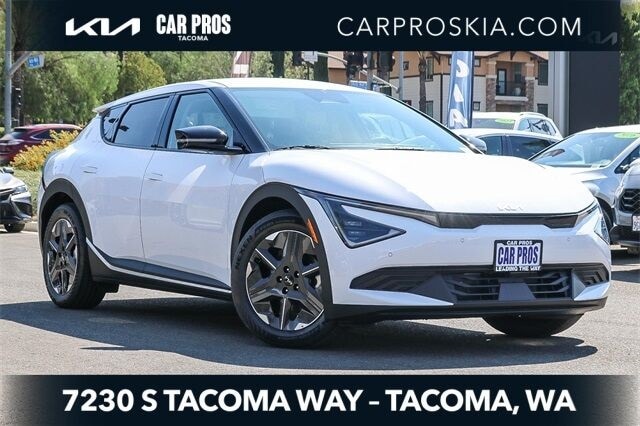 2025 Kia EV6 Light's photo