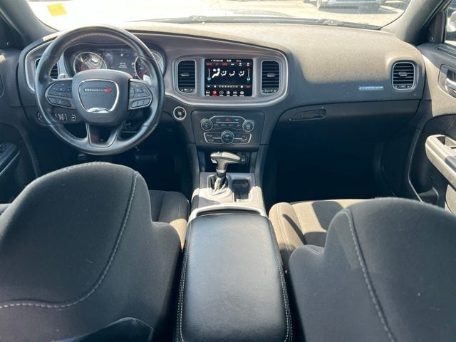 Photo 12