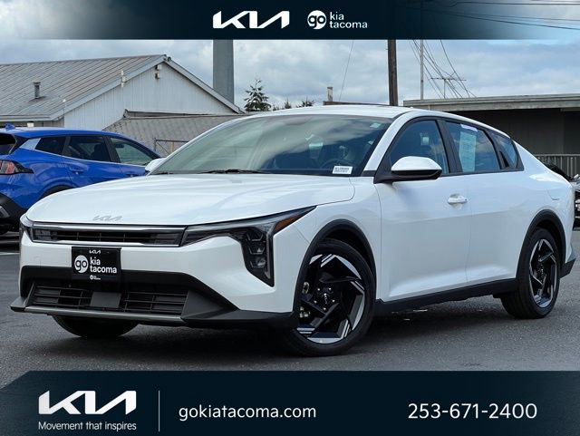 2025 Kia K4 EX AT's photo