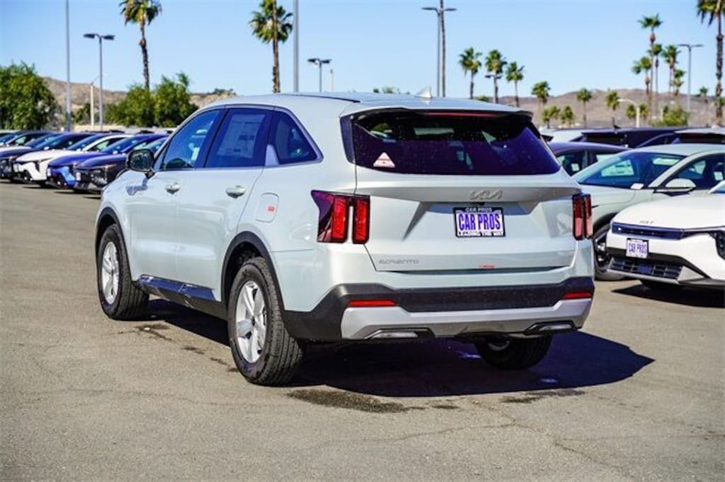 New 2026 Kia Sorento LX SUV