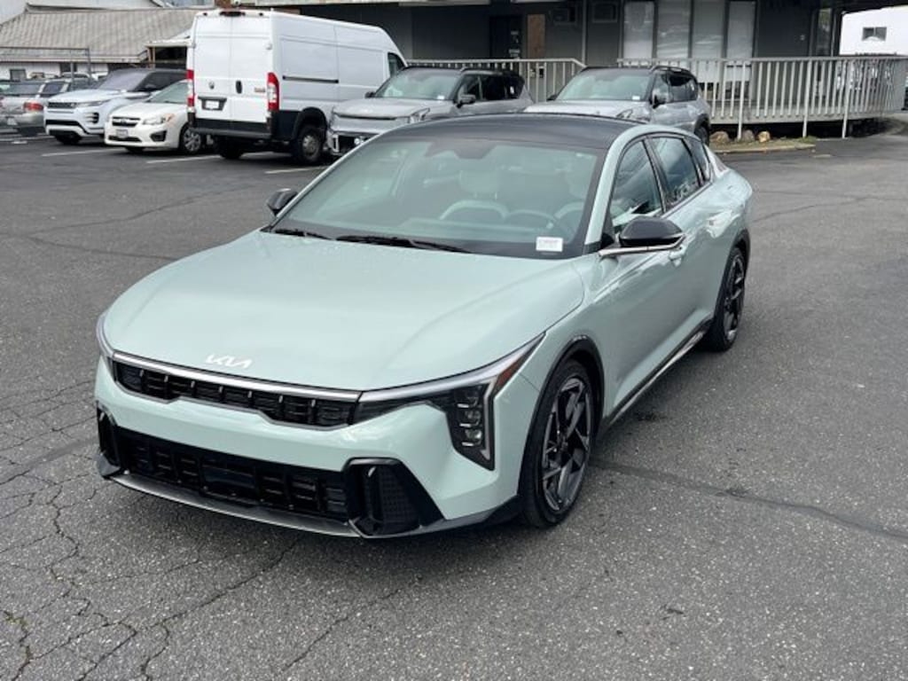 Certified 2025 Kia K4 GT-Line Sedan