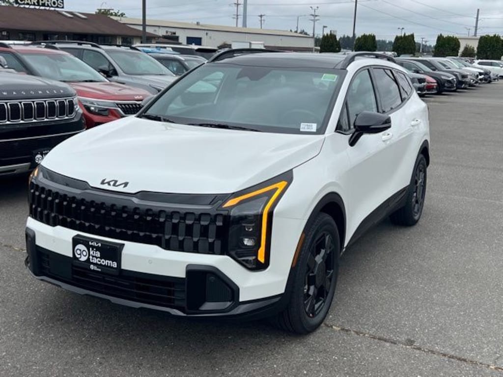 New 2026 Kia Sportage Plug-In Hybrid X-Line SUV