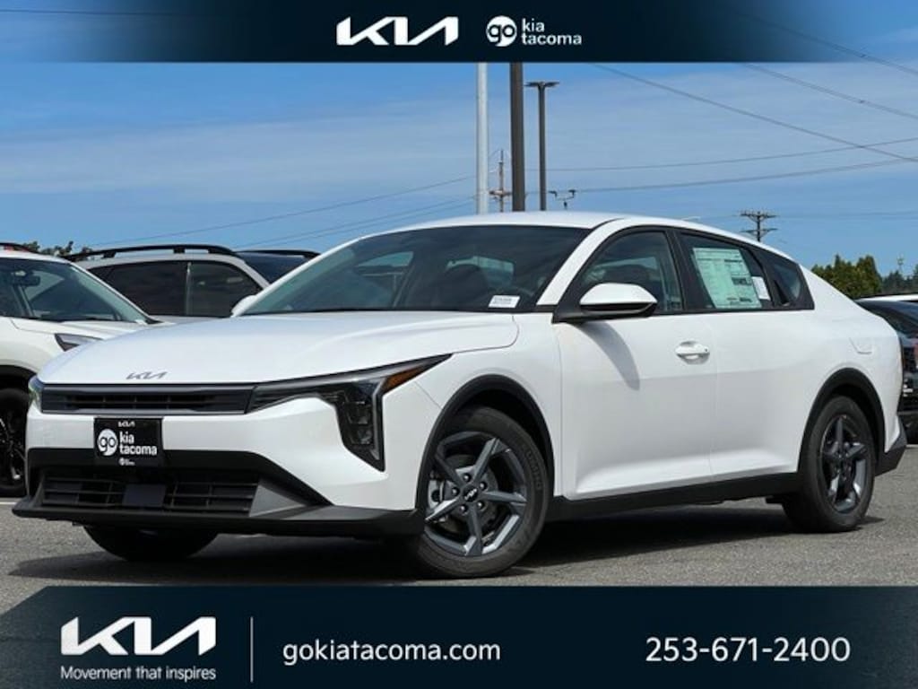 New 2026 Kia K4 LXS Sedan