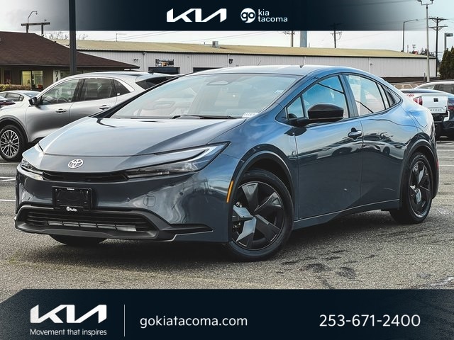 2024 Toyota Prius Limited's photo