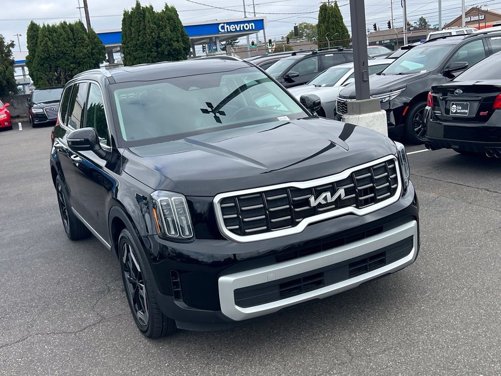 Certified 2025 Kia Telluride S SUV