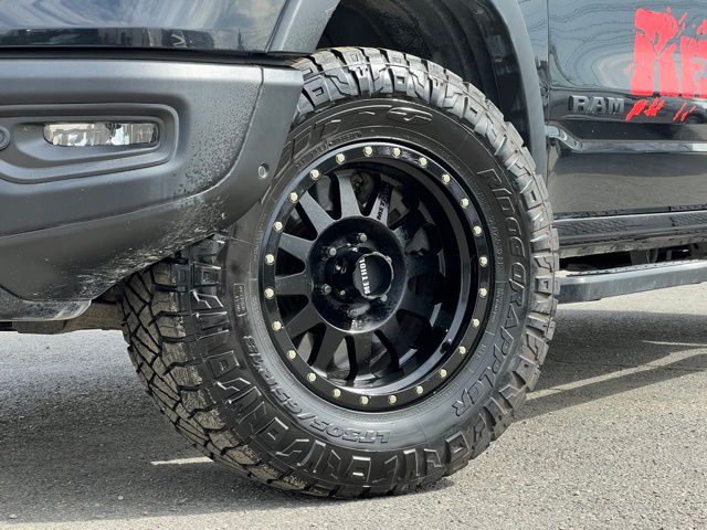 1C6SRFLT5KN699775