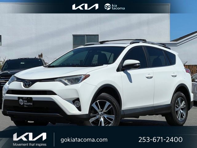 2017 Toyota RAV4 XLE AWD's photo