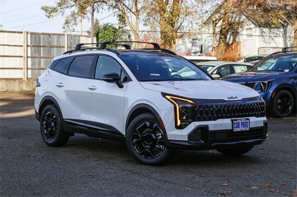 New 2026 Kia Sportage Plug-In Hybrid X-Line SUV