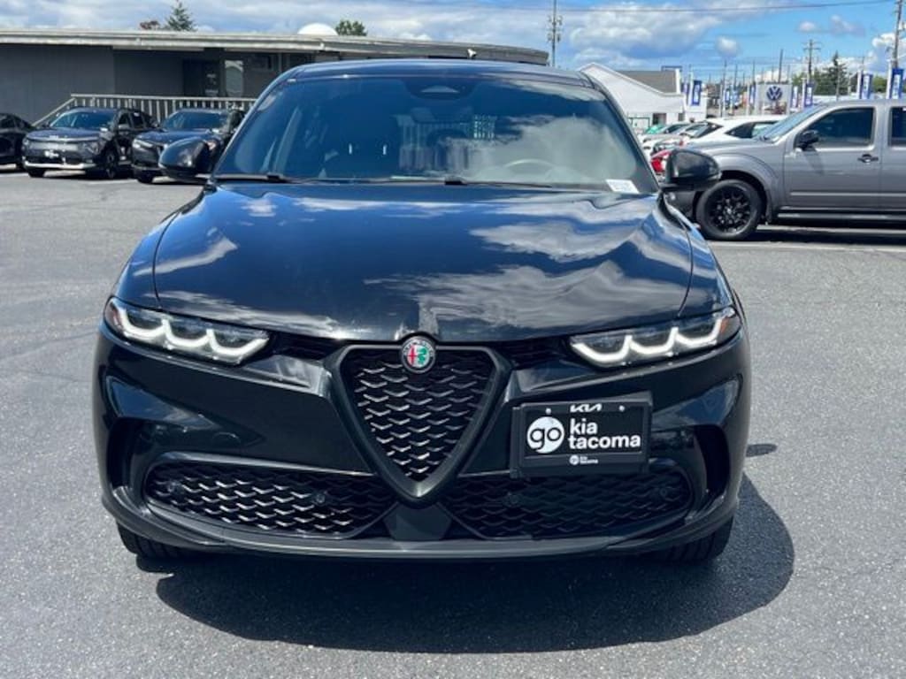 Used 2024 Alfa Romeo Tonale Veloce SUV
