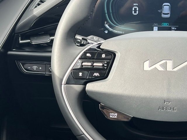 2025 Kia Niro SX Touring - Photo 22