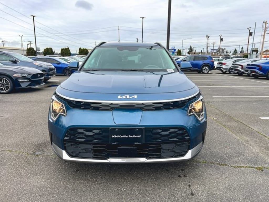 Used 2025 Kia Niro EV Wind SUV