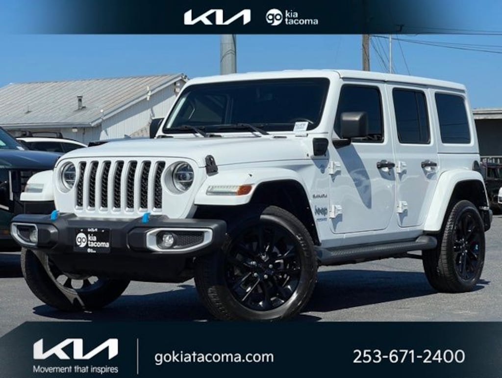 Used 2022 Jeep Wrangler Unlimited 4xe Sahara SUV