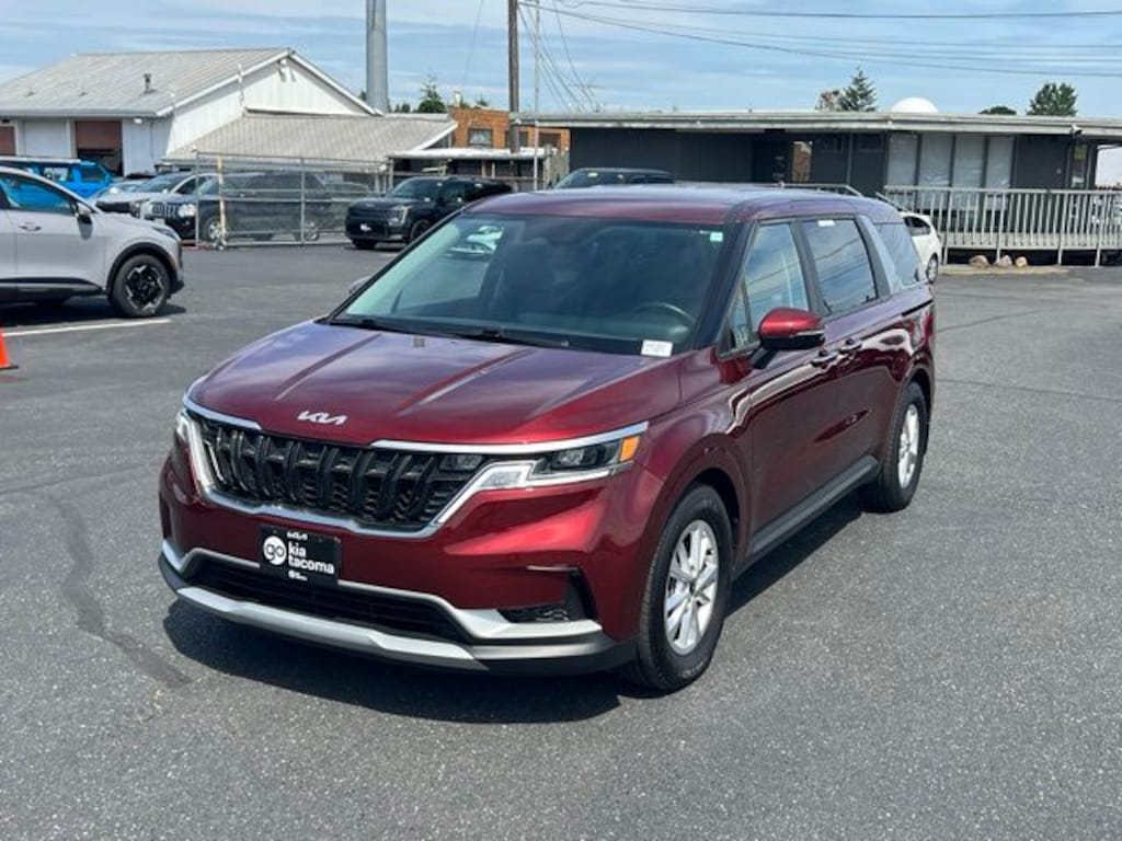 Certified 2023 Kia Carnival LX Seat Package MPV